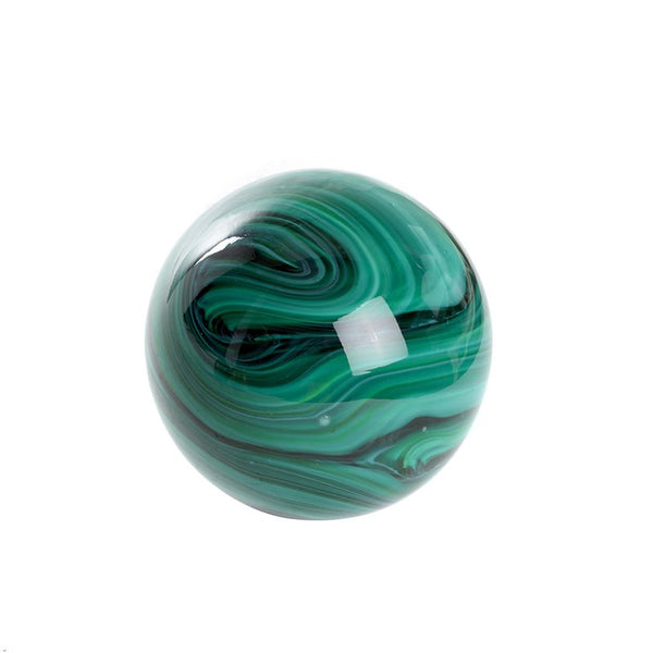 כדור זכוכית קטן ירוק